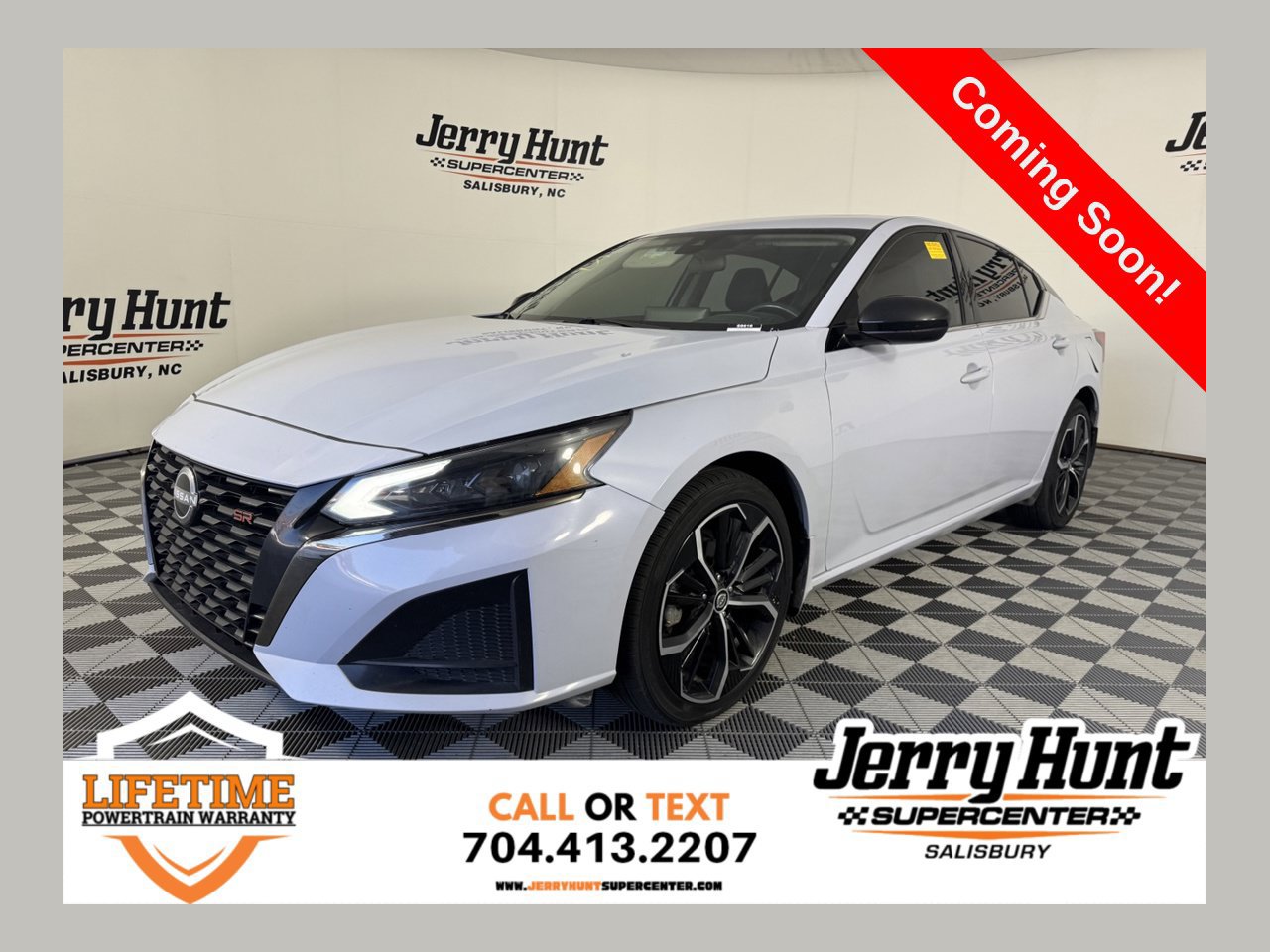 Used 2024 Nissan Altima 2.5 SR w/ SR Premium Package AWD/4WD image 1