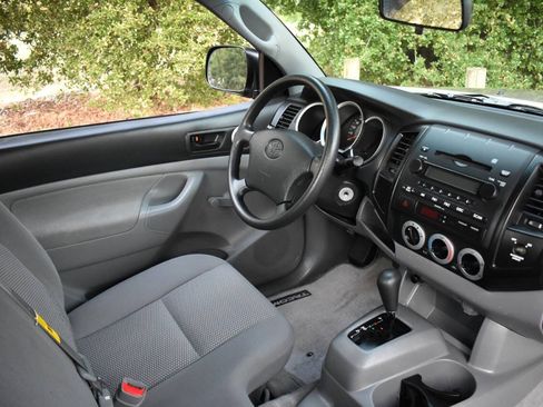 Used 2005 Toyota Tacoma 2WD Regular Cab image 28