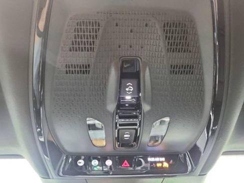 Used 2024 Cadillac Lyriq Sport image 58