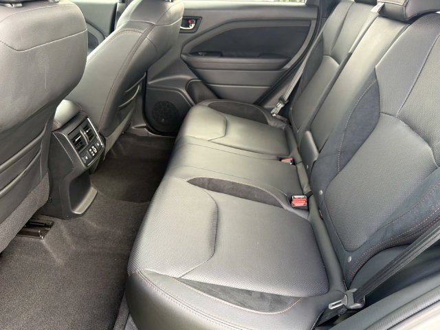 Used 2025 Subaru Forester Touring AWD/4WD image 24