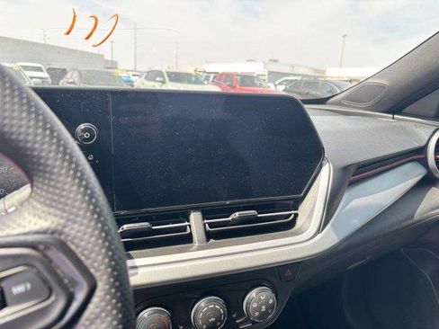 Used 2024 Chevrolet Trax RS image 9