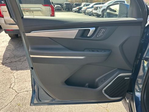 New 2026 Buick Enclave Preferred w/ Power Package image 11