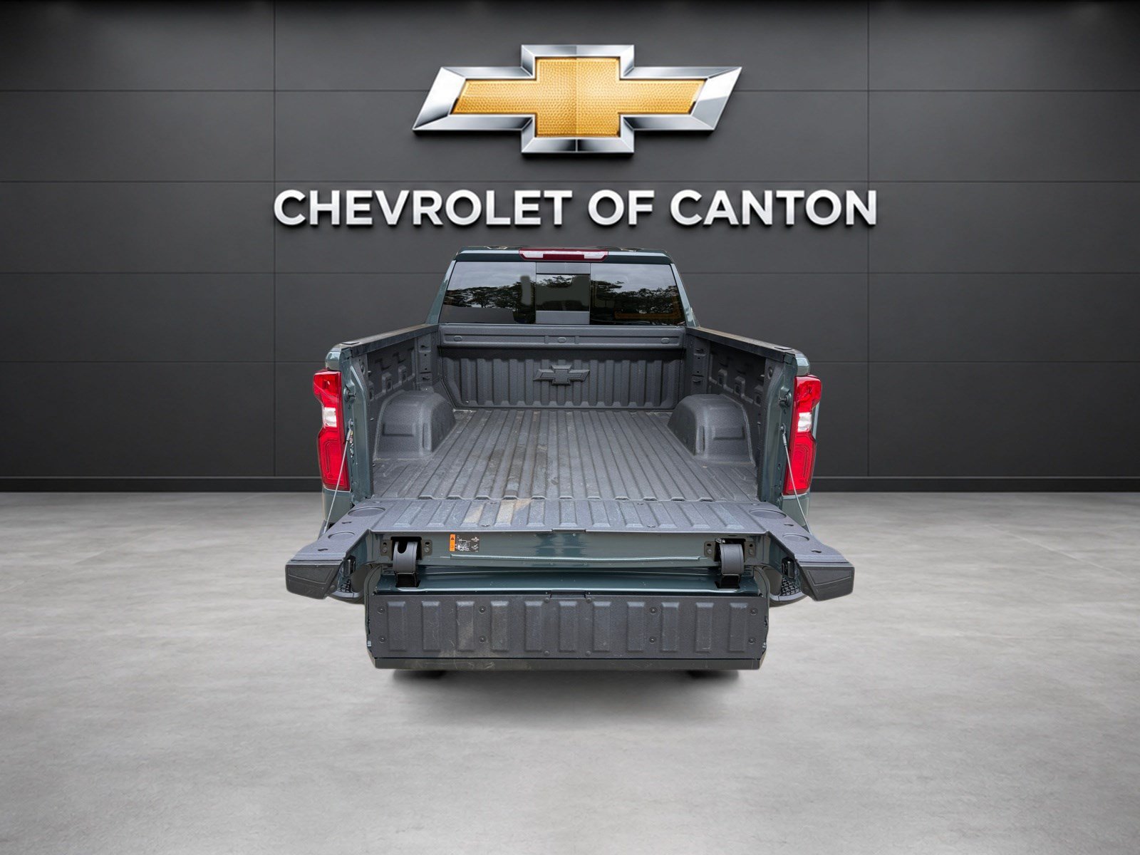 Used 2026 Chevrolet Silverado 1500 LT Trail Boss w/ Convenience Package II AWD/4WD image 17
