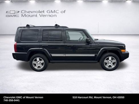 Used 2010 Jeep Commander Sport w/ Sun/Sound Group RWD image 8