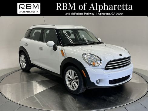 Used 2014 MINI Cooper Countryman image 1
