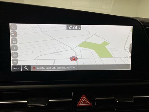 Used 2023 Kia Niro EX FWD image 23