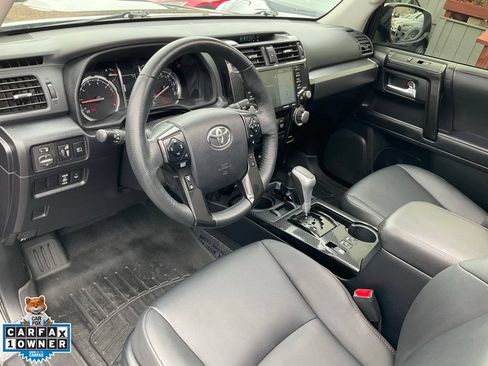 Used 2023 Toyota 4Runner TRD Off-Road Premium w/ Moonroof Package AWD/4WD image 6