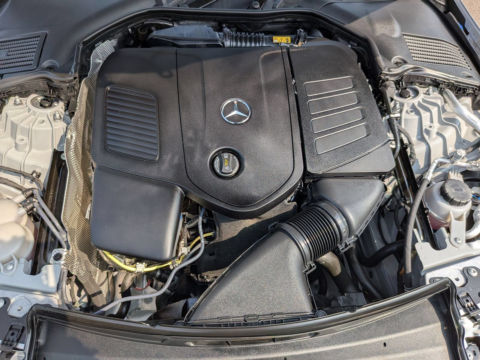 Used 2026 Mercedes-Benz CLE 300 4MATIC Coupe image 39