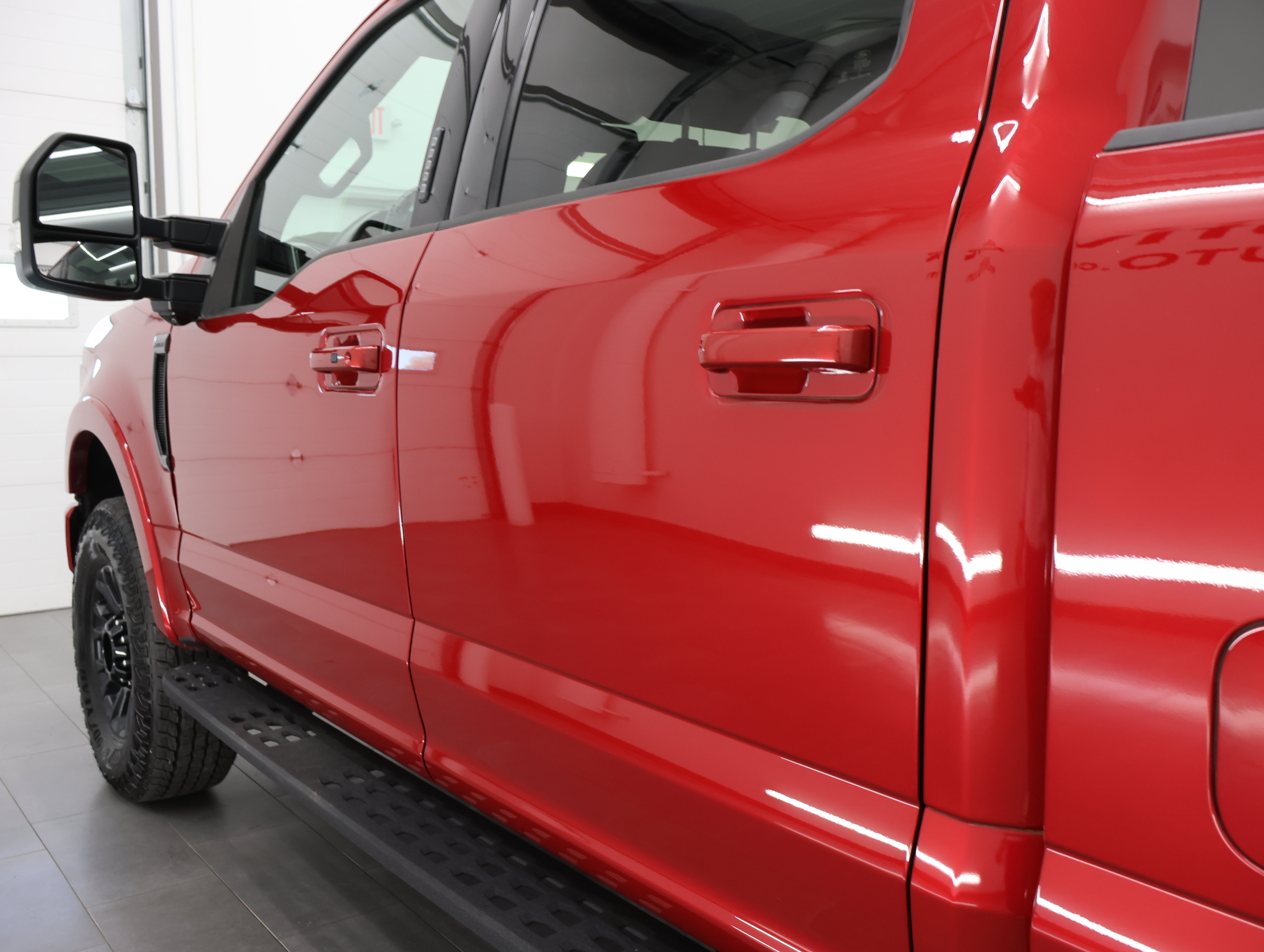 Used 2022 Ford F250 Lariat w/ Tremor Off-Road Package AWD/4WD image 37
