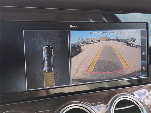 Used 2018 Mercedes-Benz E 300 4MATIC image 14