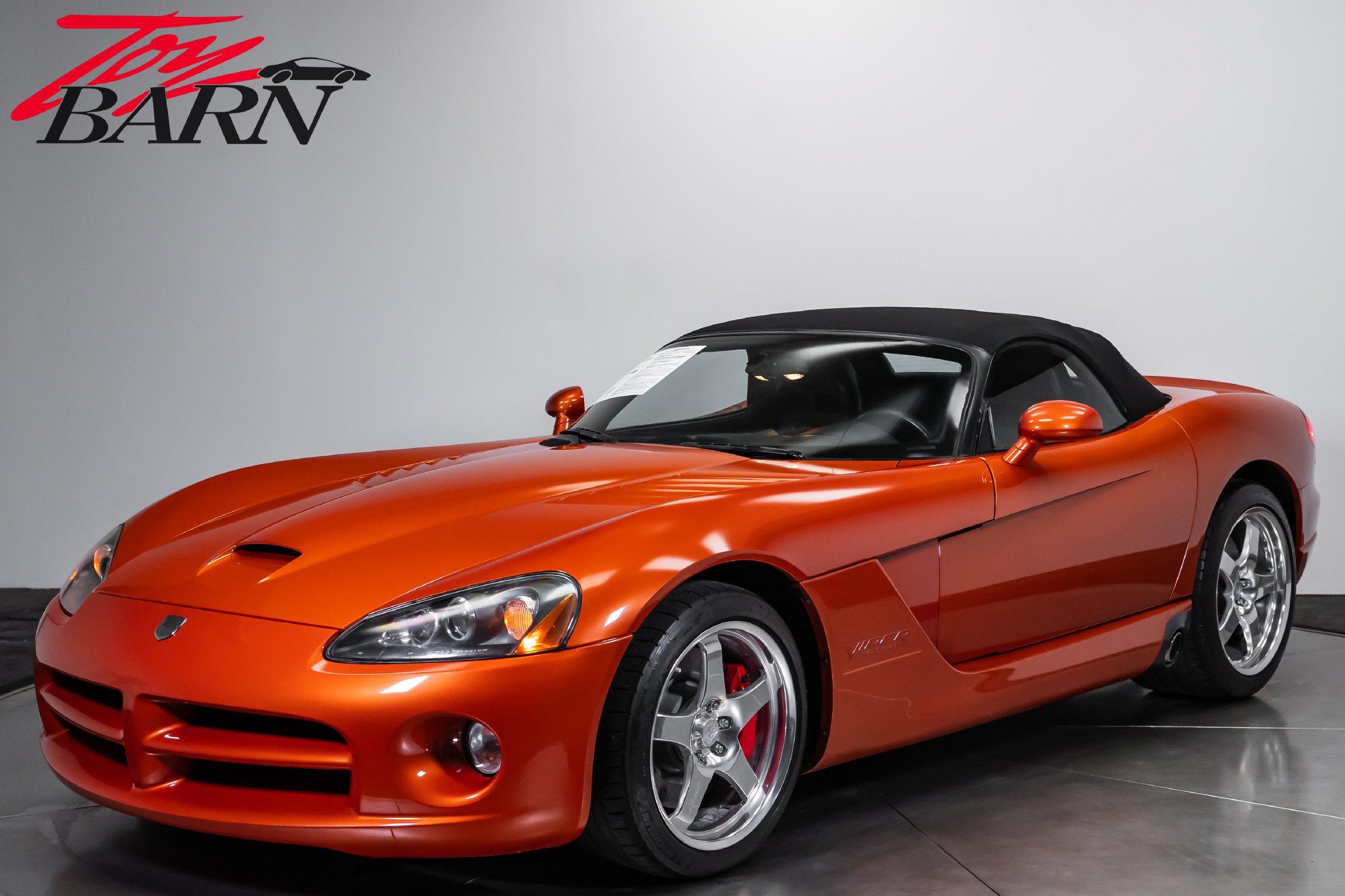 Used 2005 Dodge Viper SRT-10 w/ Copperhead Edition Group RWD image 9