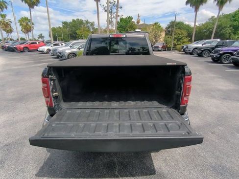 Used 2019 RAM 1500 Laramie AWD/4WD image 14