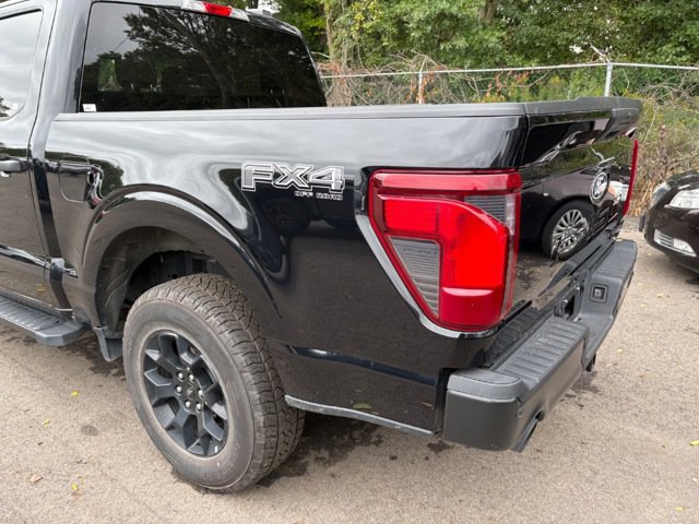 Used 2025 Ford F150 STX w/ Equipment Group 201A FX4 AWD/4WD image 2