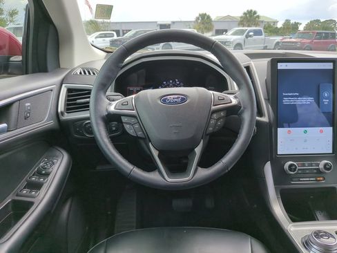Certified 2024 Ford Edge SEL w/ Convenience Package AWD/4WD image 17