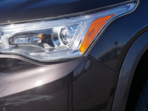 Used 2019 GMC Acadia Denali w/ Technology Package image 16