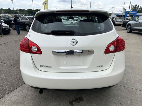 Used 2013 Nissan Rogue S AWD/4WD image 6