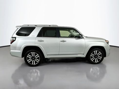 Used 2019 Toyota 4Runner Limited AWD/4WD image 8
