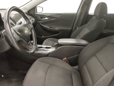 Used 2018 Chevrolet Malibu Hybrid w/ Driver Confidence Package image 17