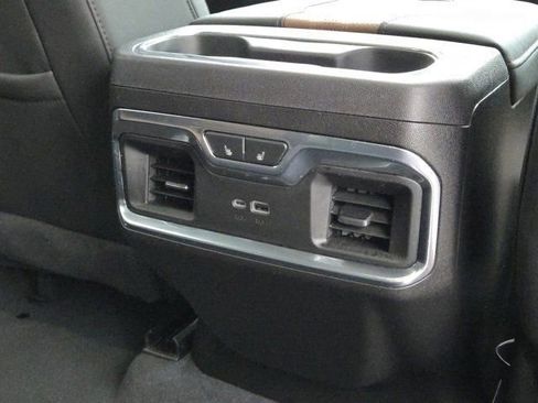 Used 2024 Chevrolet Silverado 2500 High Country w/ High Country Premium Package image 33