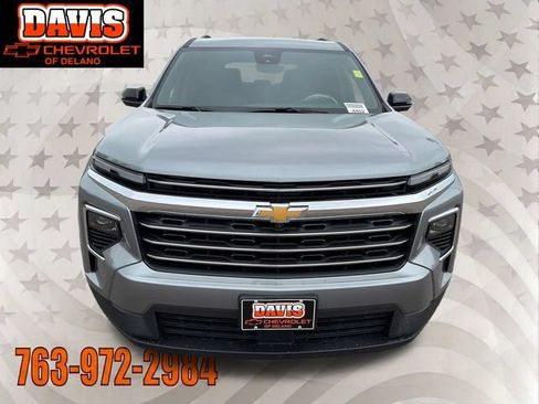 New 2026 Chevrolet Traverse LT w/ Driver Confidence Package AWD/4WD image 9