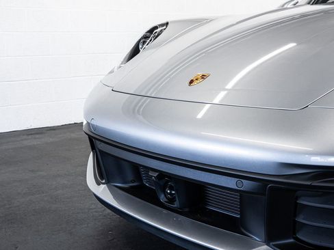 Used 2024 Porsche 911 Carrera 4S image 9
