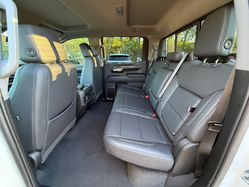 Used 2023 Chevrolet Silverado 1500 RST w/ Convenience Package II AWD/4WD image 25
