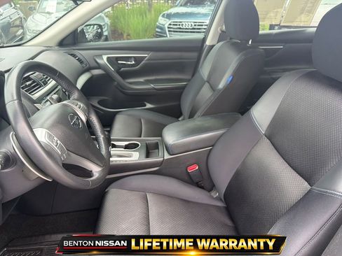Used 2016 Nissan Altima 3.5 SR FWD image 10
