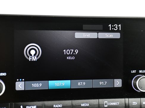 Certified 2025 Honda HR-V Sport image 26