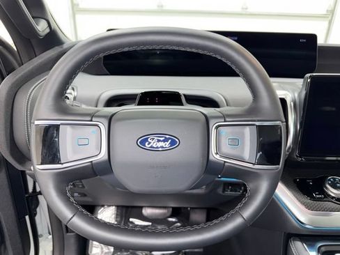New 2027 Ford Expedition Max Platinum w/ Stealth Performance Package AWD/4WD image 16