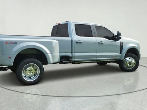 New 2026 Ford F450 Platinum w/ FX4 Off-Road Package AWD/4WD image 6