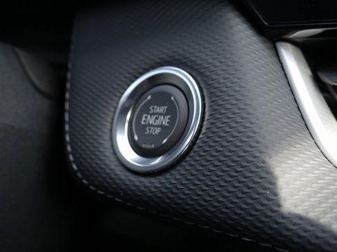 New 2026 Chevrolet Equinox LT w/ Convenience Package II image 21