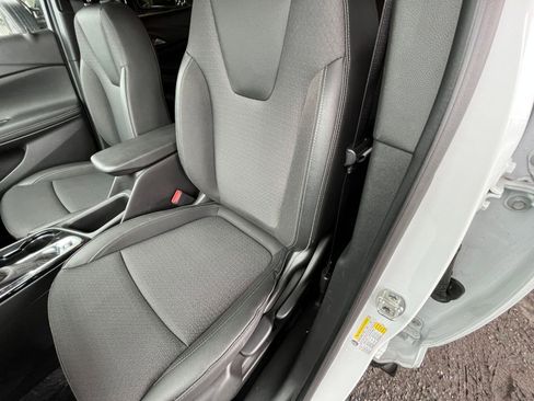 Used 2025 Buick Encore GX Preferred image 37