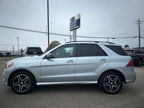 Used 2017 Mercedes-Benz GLE 400 4MATIC image 5