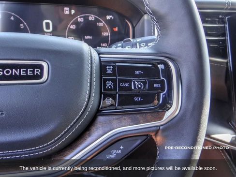 Used 2023 Jeep Grand Wagoneer Series II image 9