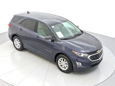 Used 2019 Chevrolet Equinox LS w/ LS Convenience Package FWD image 31