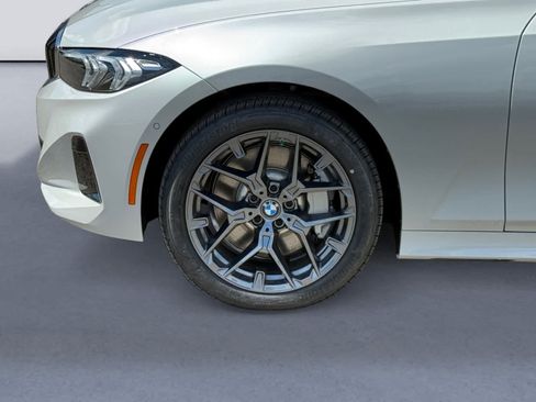 New 2026 BMW 330i xDrive Sedan w/ Premium Package AWD/4WD image 9