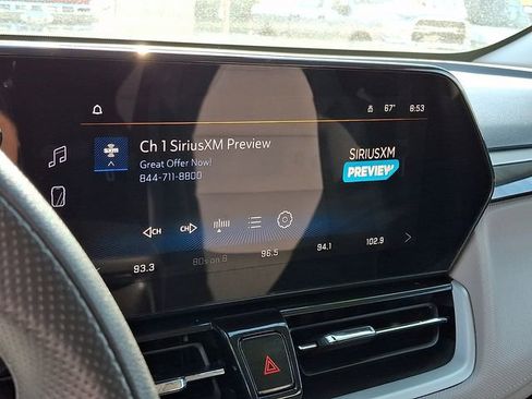 Used 2024 Chevrolet TrailBlazer LT AWD/4WD image 16