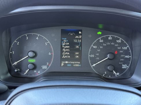 Certified 2024 Toyota Corolla LE w/ LE Convenience Package image 32