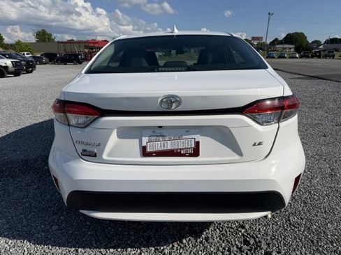Used 2021 Toyota Corolla LE FWD image 13