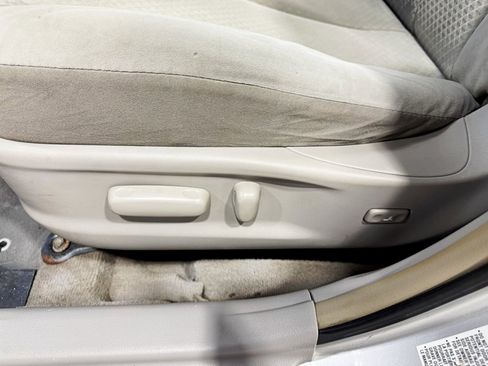 Used 2007 Toyota Camry LE image 19