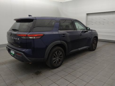 Used 2022 Nissan Pathfinder S AWD/4WD image 10