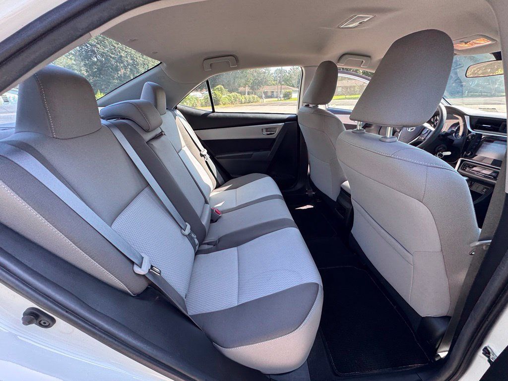 Used 2019 Toyota Corolla LE FWD image 19