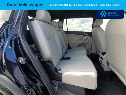 Used 2023 Volkswagen Tiguan SE R-Line FWD image 31