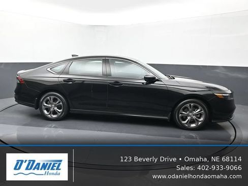Used 2024 Honda Accord EX image 7