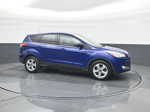 Used 2015 Ford Escape SE FWD image 11