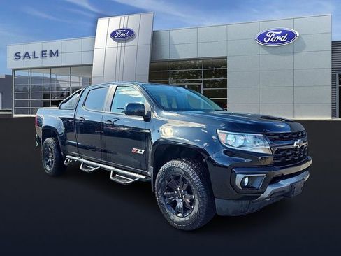 Used 2022 Chevrolet Colorado Z71 w/ Z71 Midnight Edition AWD/4WD image 1