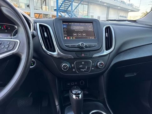 Certified 2019 Chevrolet Equinox LT image 17