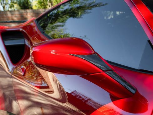 Used 2017 Ferrari 488 GTB image 37