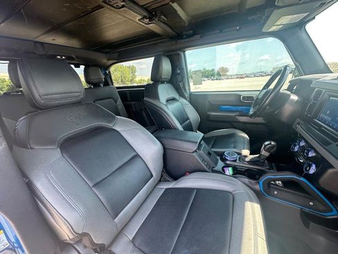 Used 2022 Ford Bronco Black Diamond AWD/4WD image 15