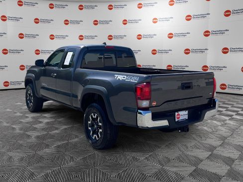 Used 2016 Toyota Tacoma TRD Off-Road w/ Towing Package AWD/4WD image 3